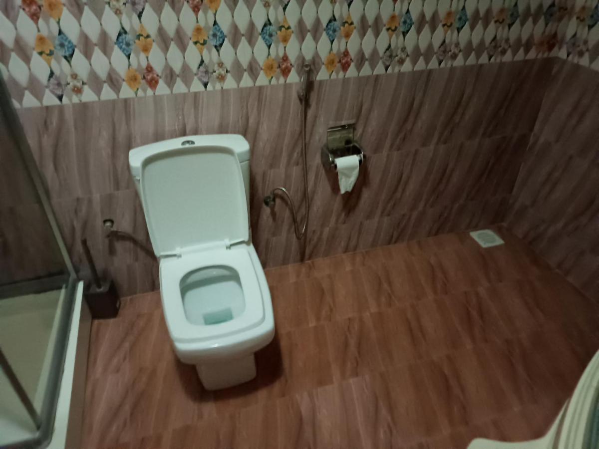 Jacuzzi City Home Кампала Экстерьер фото