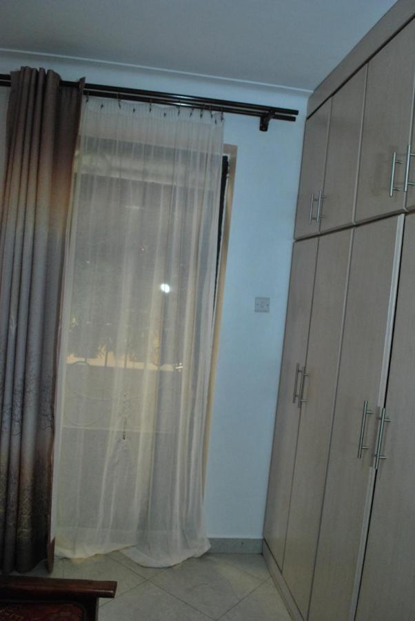 Jacuzzi City Home Кампала Экстерьер фото